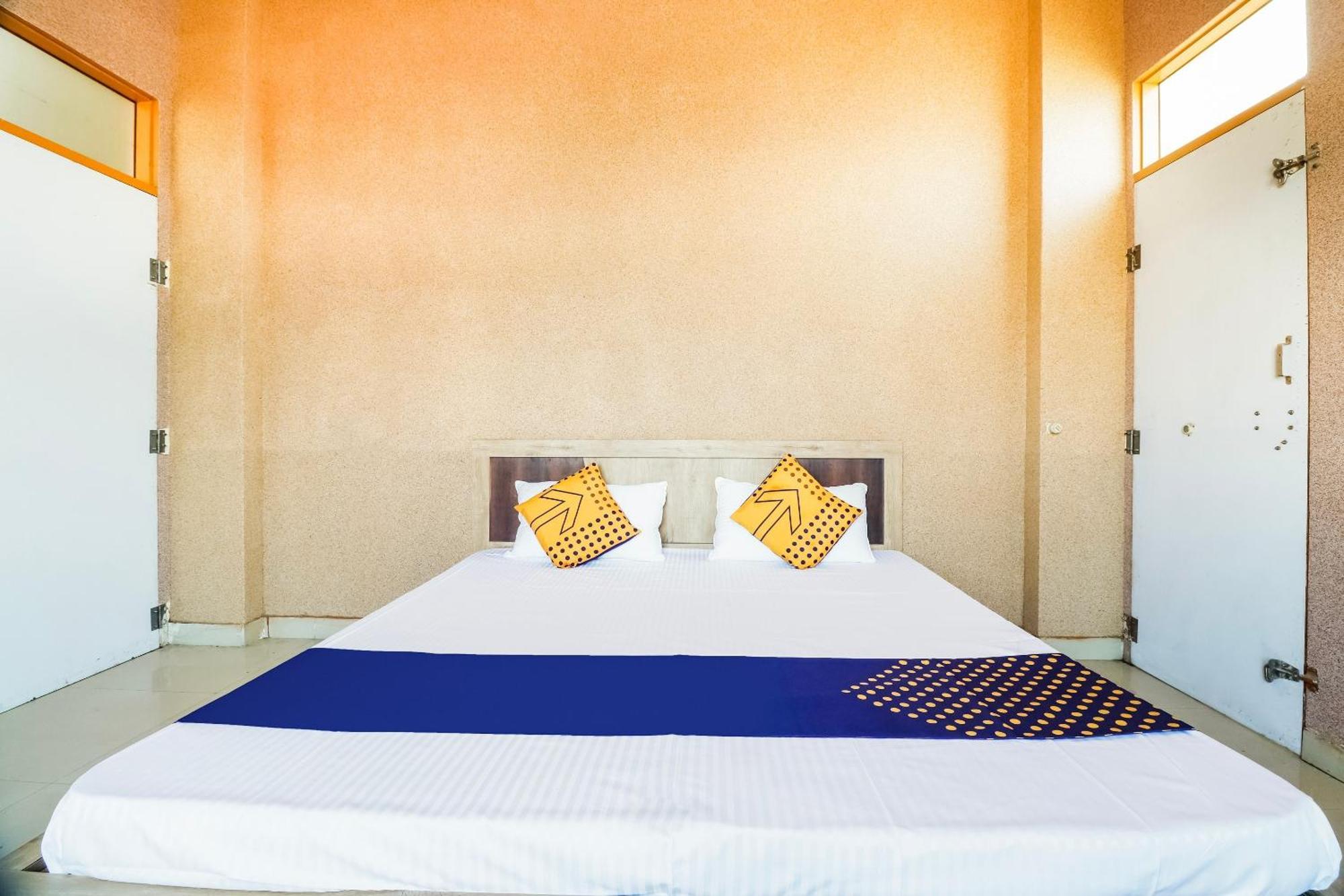 ג'איפור Spot On 68319 Hotel Nakhralo Rajasthan Resort מראה חיצוני תמונה
