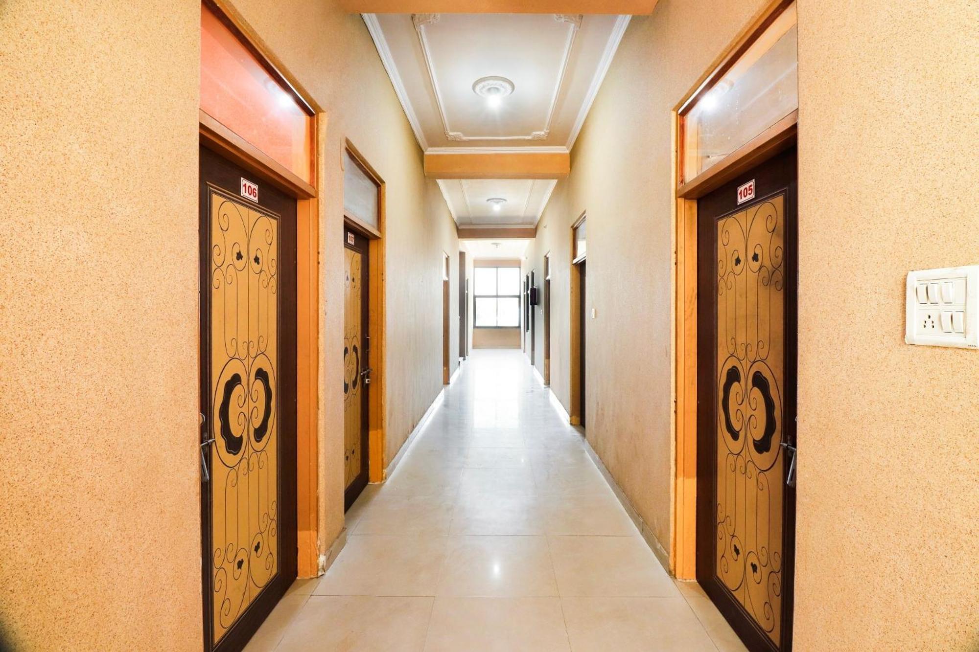 ג'איפור Spot On 68319 Hotel Nakhralo Rajasthan Resort מראה חיצוני תמונה